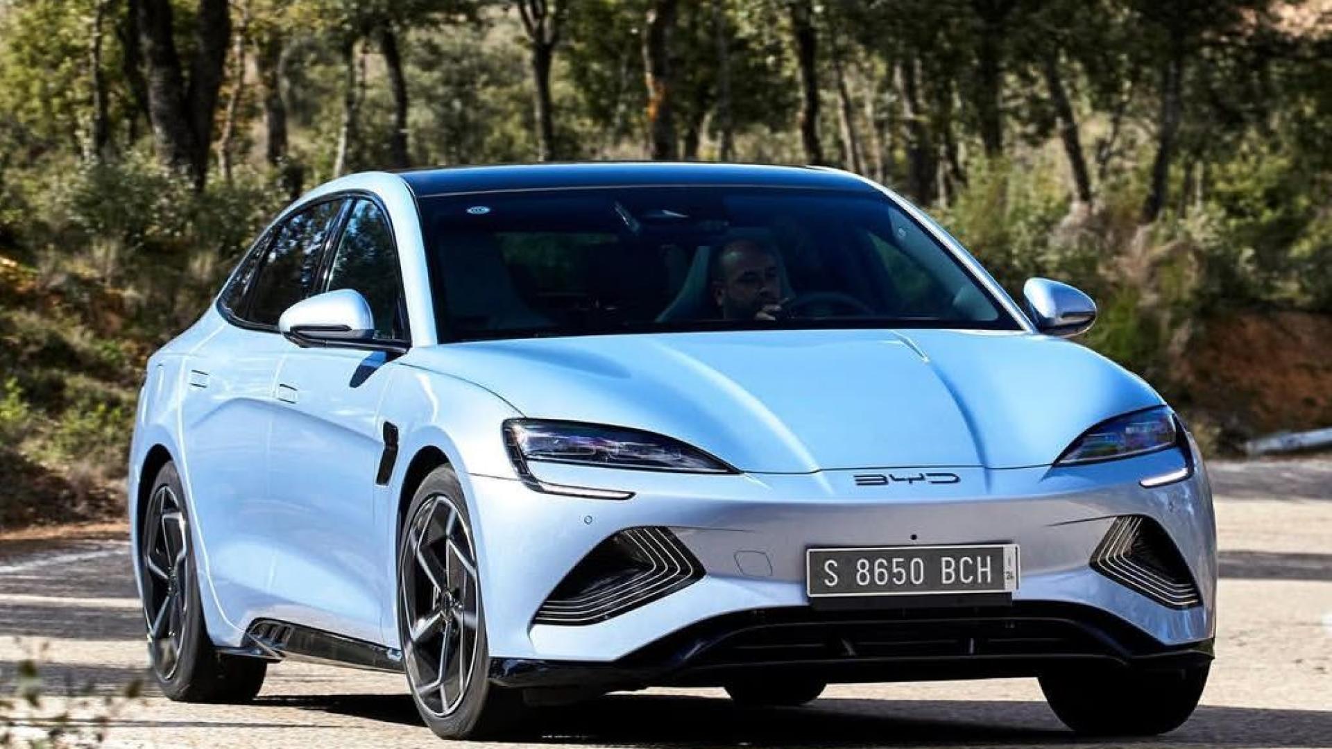 BYD Seal – All-Electric Performance Sedan